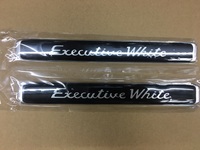 Эмблема Executive White для Land Cruiser 200 2016г