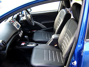 Чехлы модельные из эко-кожи для Toyota Prius 2009-15г.