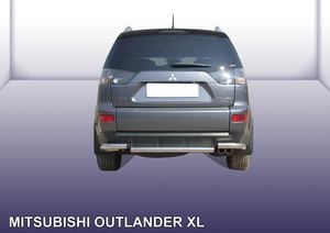 Защита заднего бампера ф 57 Mitsubishi Outlander XL изображено вместе с уголками MXL012