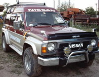 Дефлектор капота черный NISSAN SAFARI / PATROL (89-95)