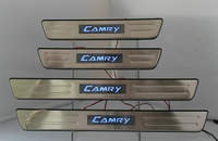 Металлические накладки на пороги TOYOTA CAMRY (2001-2005)
